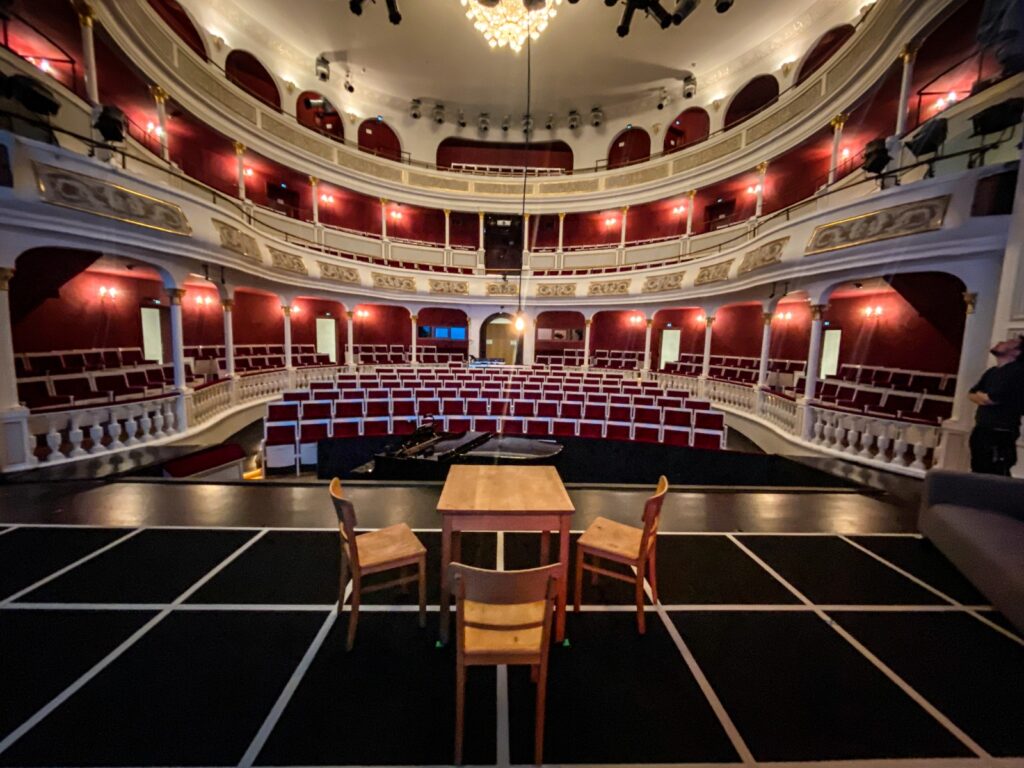 Fast Normal - Next to Normal 2023 – Bild 4